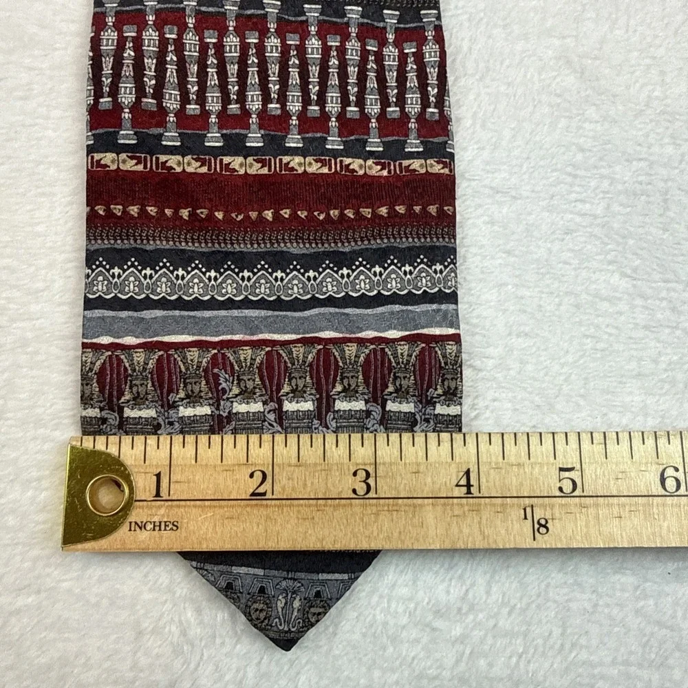 Vintage Tesoro Rosso 100% Silk Tie Geometric Pattern